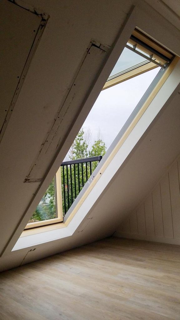Velux Cabrio balcony skylight 31251-14
