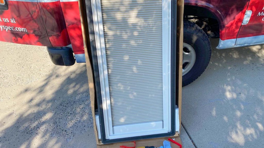 install Velux FS C08 skylight 352462 Skylight Specialists, Inc