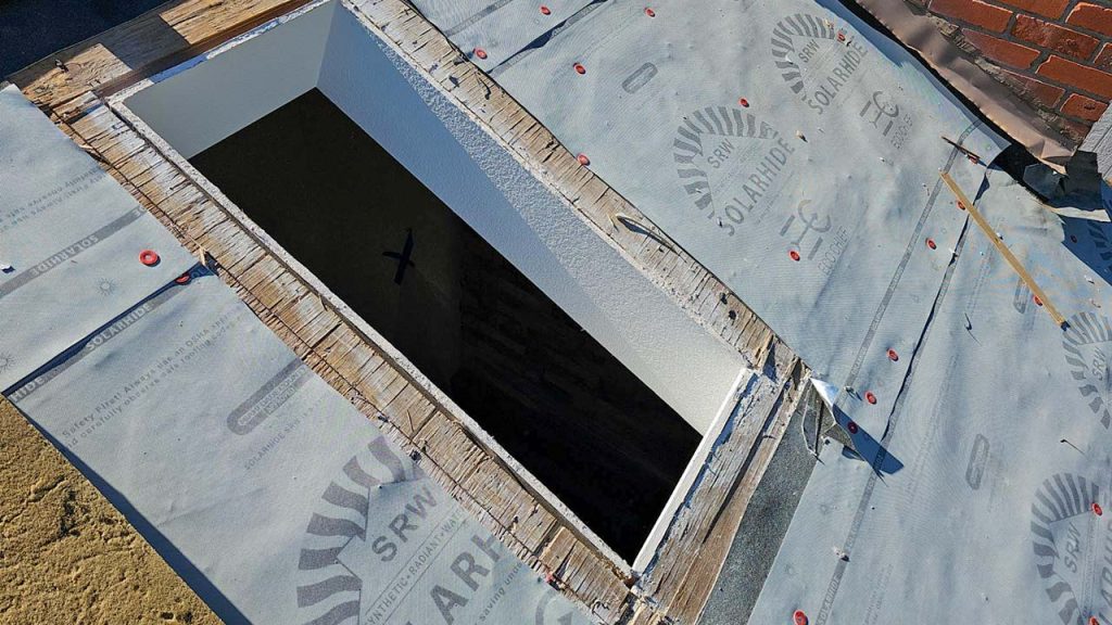 An image of the skylight opening from the roof.